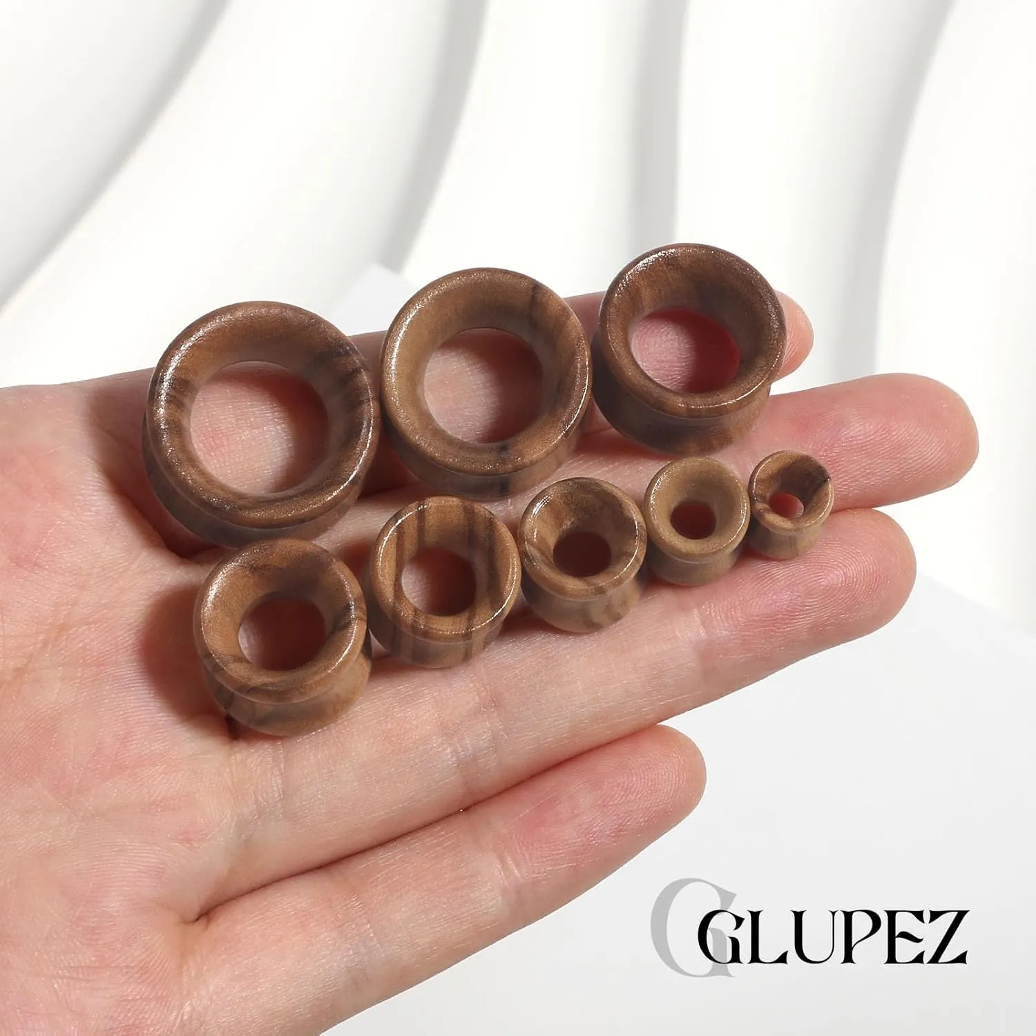 2PCS Natural Wooden Ear Gauges 2G-3/4 Tunnels Ear Wooden Expander Plugs Double Flared Hollow Earrings Lobe Body Piercing Jewelry for Women Men 6MM-20MM